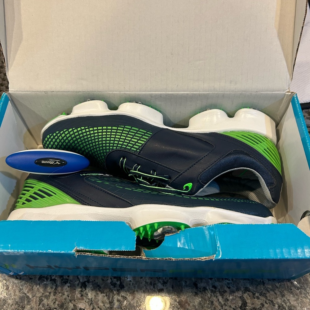 Skechers Men's Athletic Shoes - Navy and Green